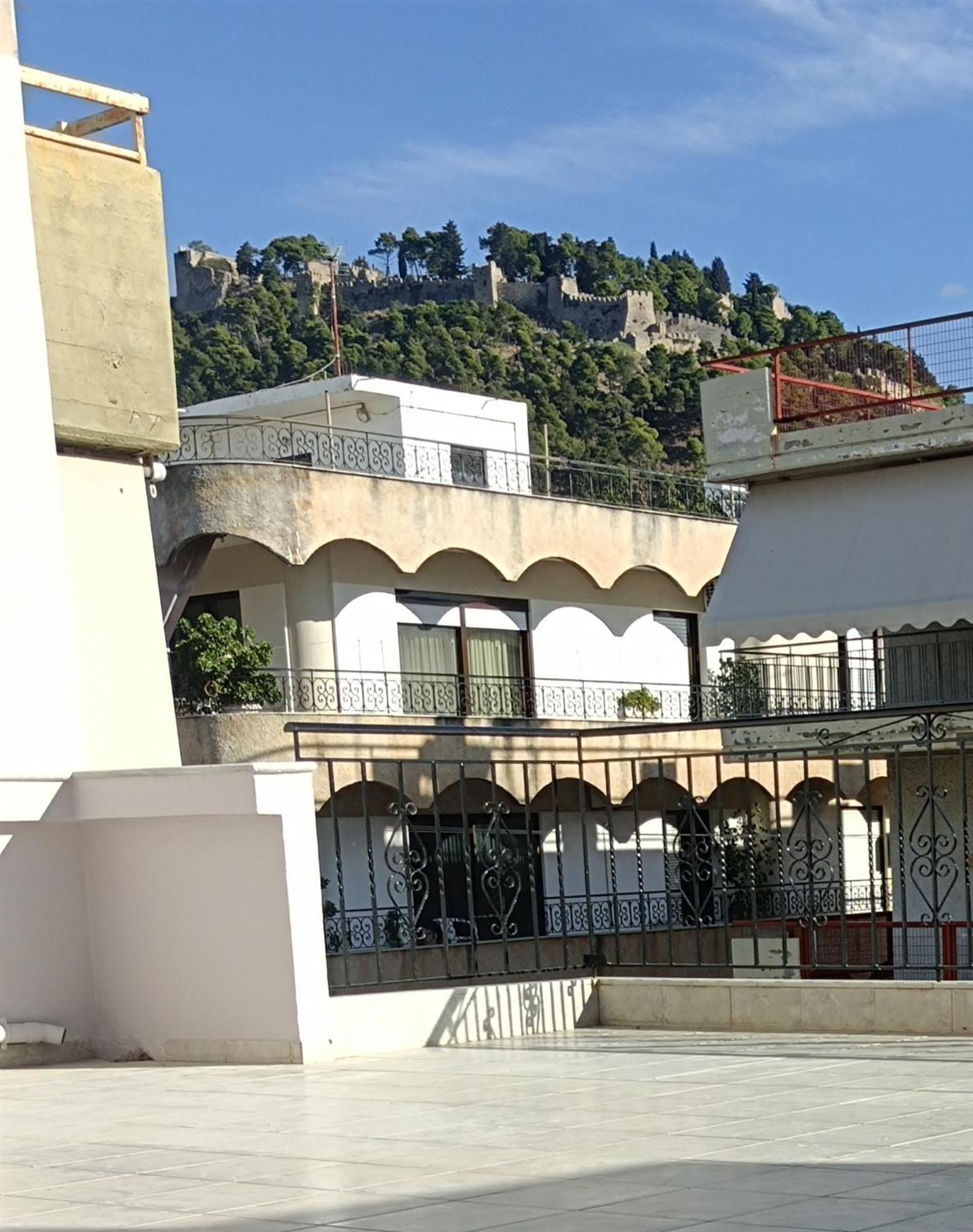 Apartamento Kelly'S Penthouse Nafpaktos Exterior foto